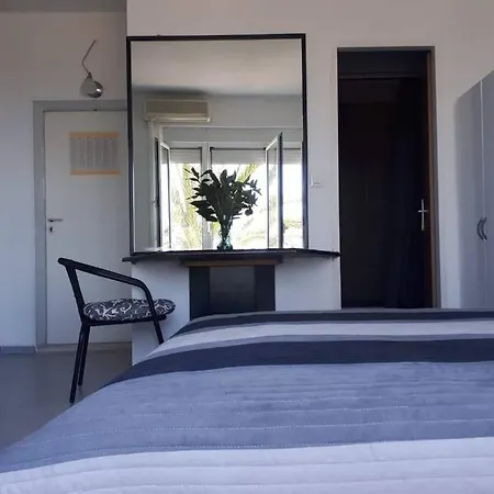 Palm Tree Studio, Podgora (Split-Dalmatia)